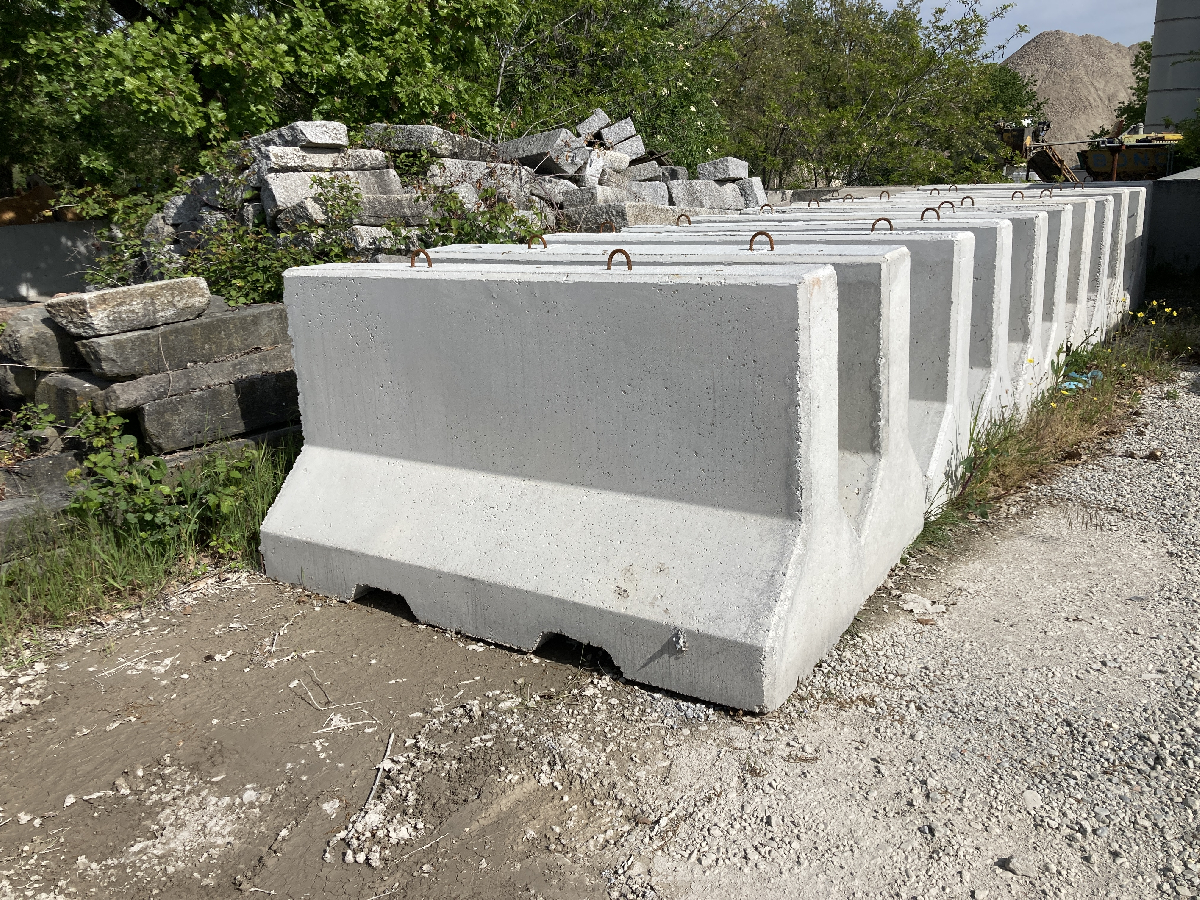 Sani Block | Sani Rino -  impresa di scavi, demolizioni civili, speciali, edilizia industriale